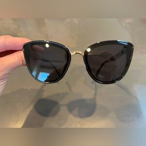 NWOT Stylish Black and Gold Cat Eye Sunglasses